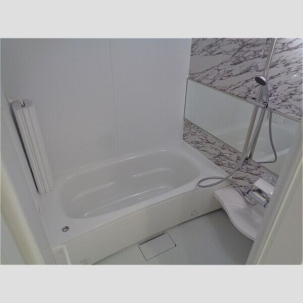 ブリスガーデン 浴室