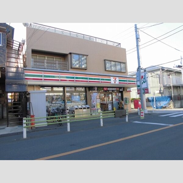 ドルフクレセント七番館201号室 セブンイレブン