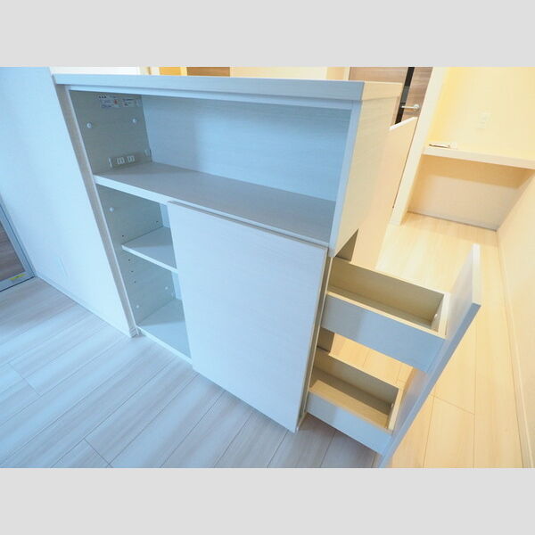 クレールガーデン102号室 カウンター　収納