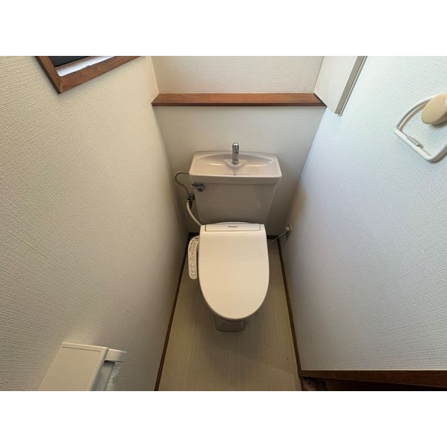 門前仲町1丁目借家 トイレ２カ所！