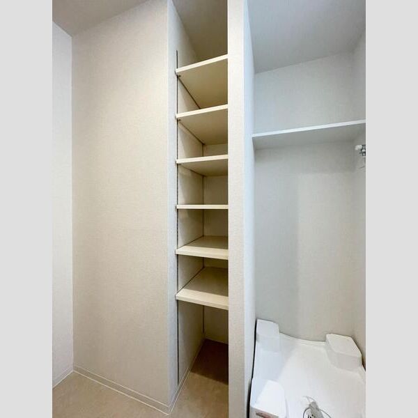 S-RESIDENCE富士見ヶ丘afford102号室 リビング