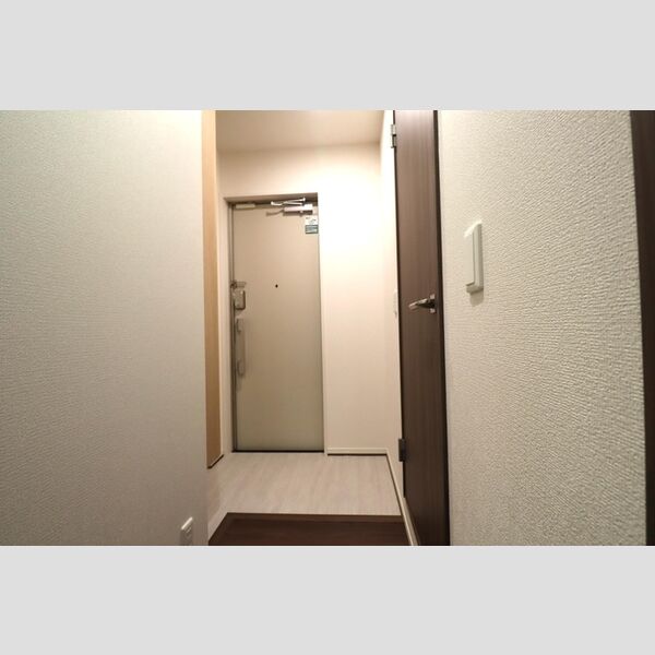 With Grace Heaven303号室 玄関