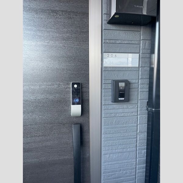 D Paina Takakura206号室 玄関