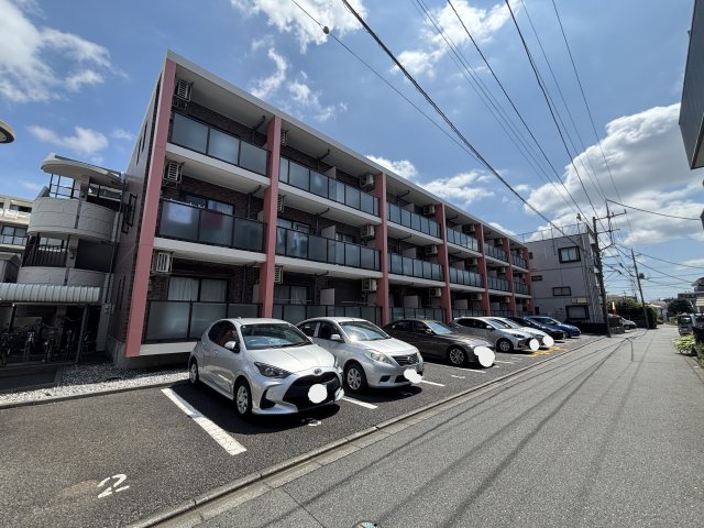 ドエル・ミョウセイ 外観