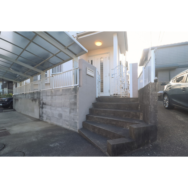 レントハウス希望ヶ丘 外観