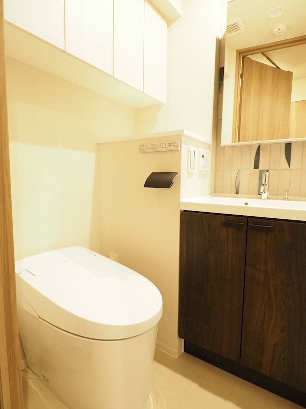 クレヴィアリグゼ日暮里根岸2階 トイレ