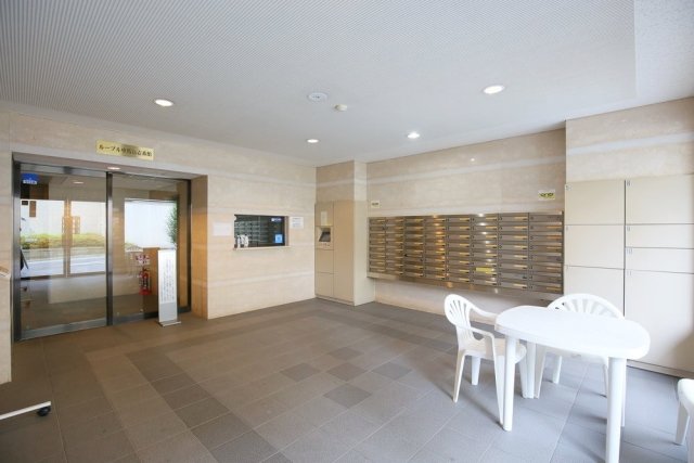 ルーブル中馬込　壱番館3階 ロビー