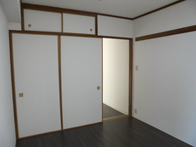朝日第2目白台マンション 寝室