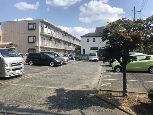 サンハイツコヤマ 駐車場