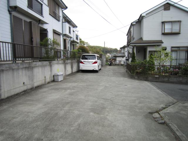 用田テラスＣ棟 駐車場