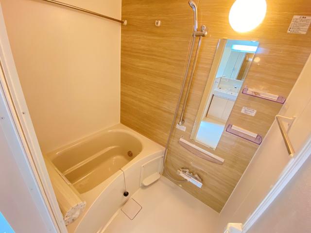 オータムスイート103号室 バス