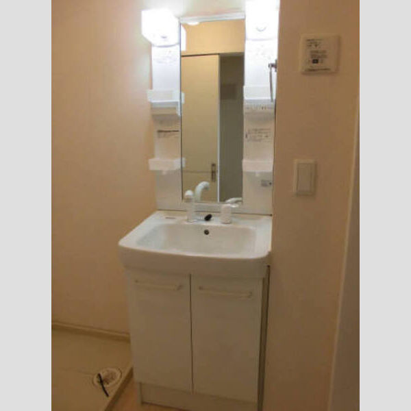 フォレスタ 洗髪洗面化粧台