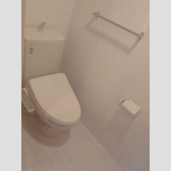 ヴィラ アリエッタ103号室 トイレ