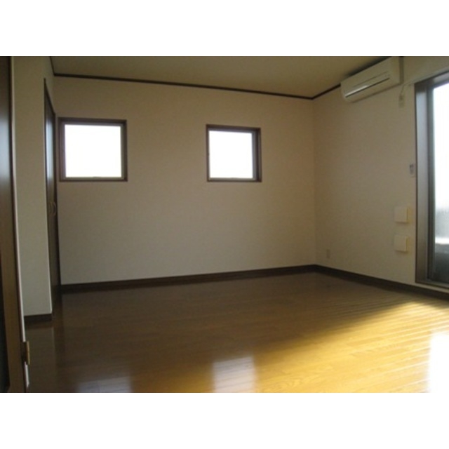 アムール SHINYA201号室 内観