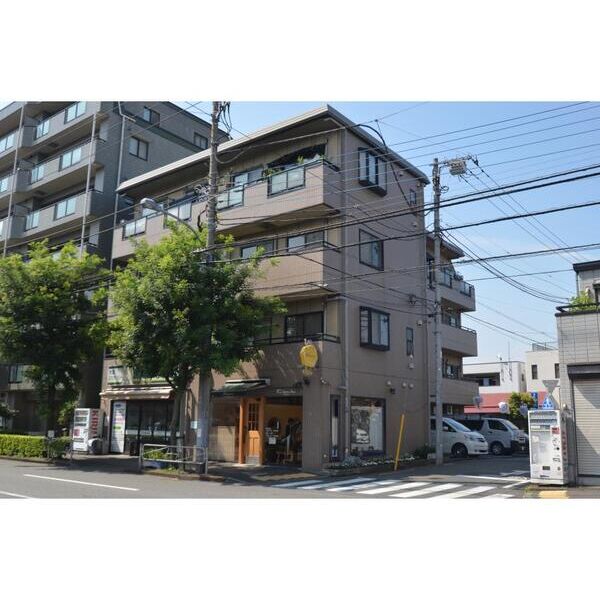 ケインズ・コート302号室 外観