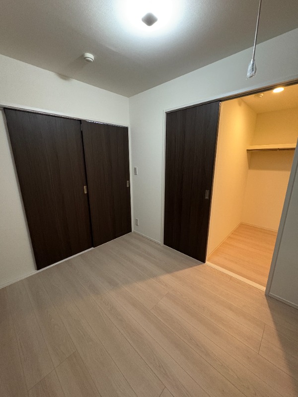 Daiwaグレイスメゾン二子玉川3階 洋室＆ウォークインクローゼット（写真205）