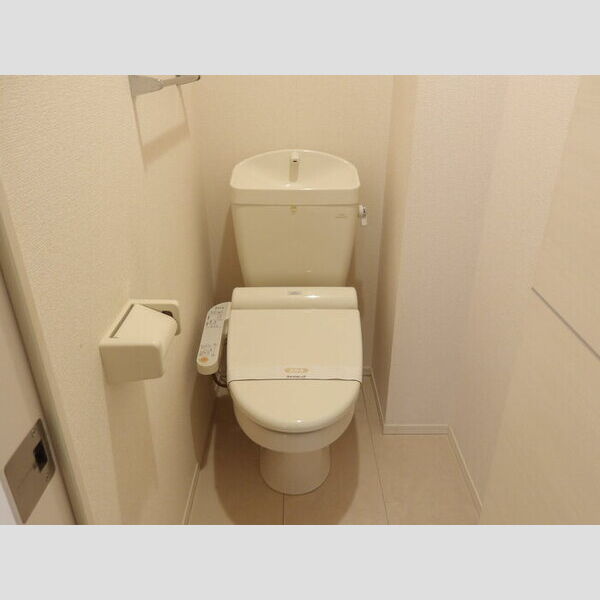 ブルーメ 温水洗浄暖房便座