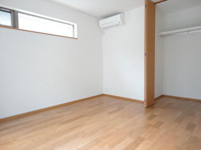 パラディ成城1階 リビング