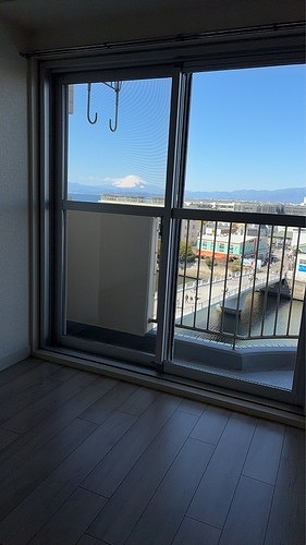 ライオンズマンション片瀬江ノ島6階 西側洋室