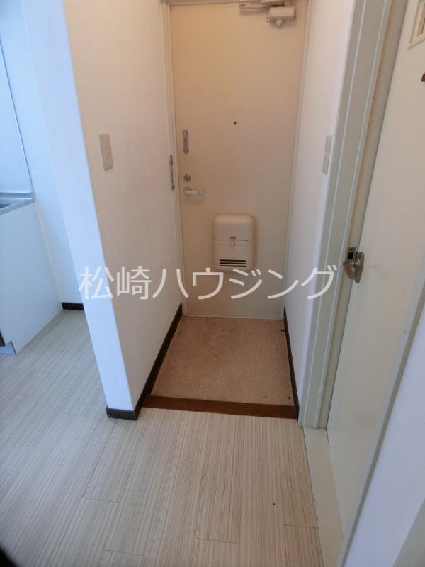 ペブルハウス上高田 玄関
