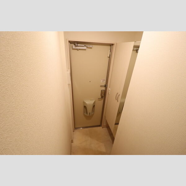 ソフィアクレール　B 玄関