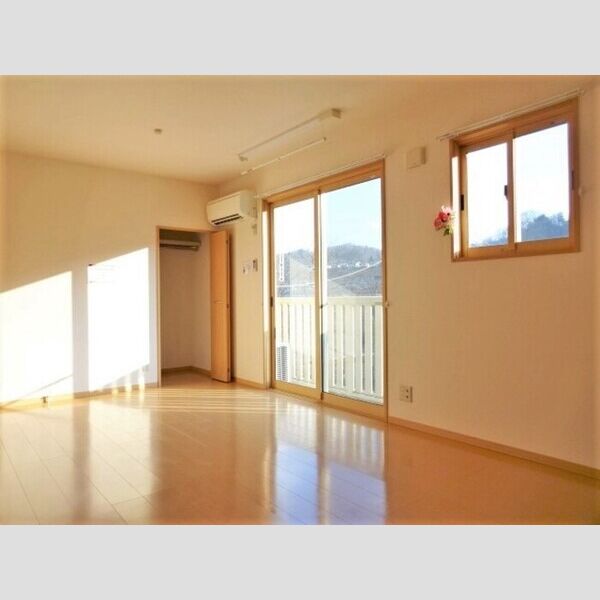 ツイン オークス コート 　South・Center LDK13.5帖