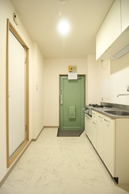 ジュネス３３Ａ 玄関