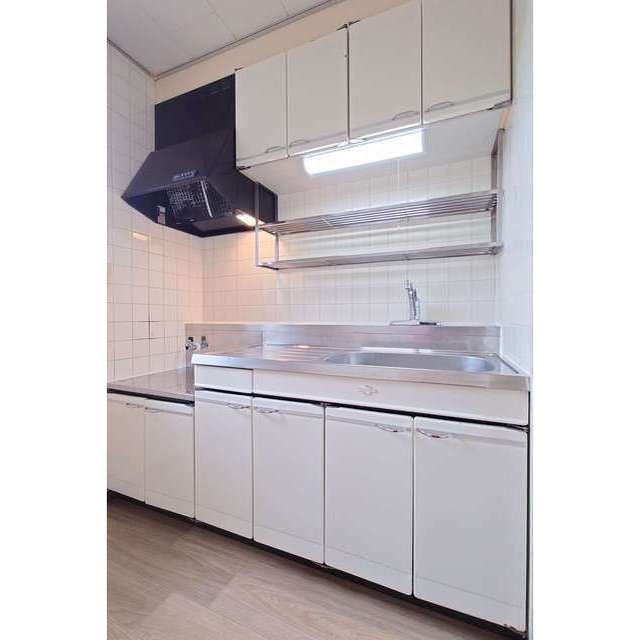 メゾンリヴィエール301号室 キッチン