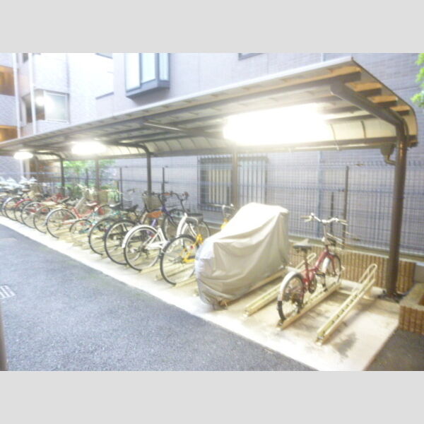 フォアグランデ401号室 駐輪場