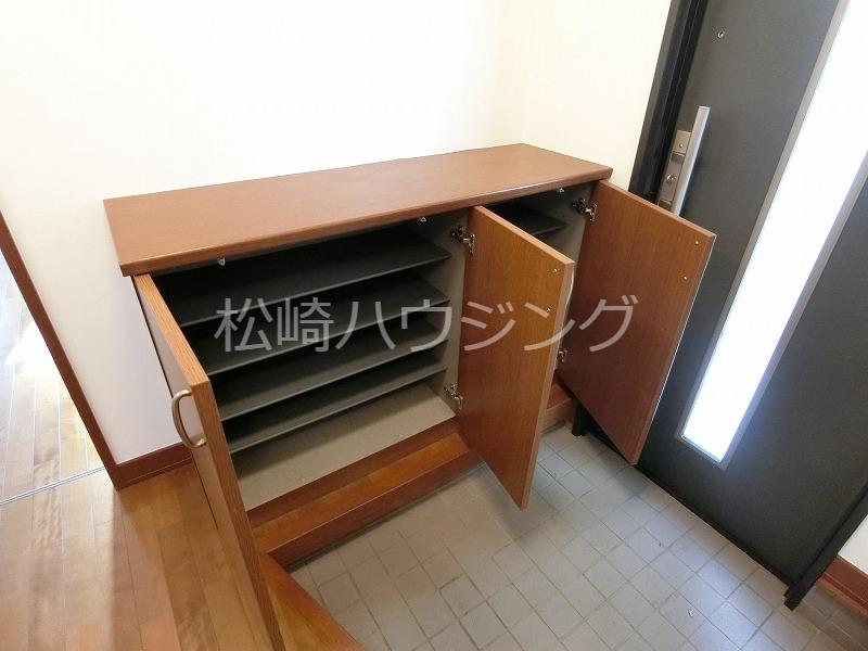 練馬区中村二丁目戸建 玄関