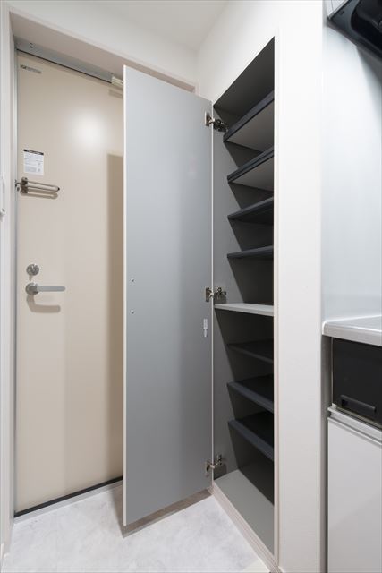 Ｒｕｍａｈ　ＫＬ　 シューズボックス