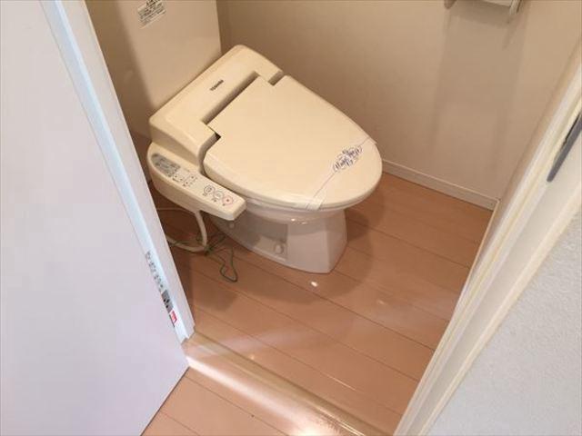 リヴィエールランド　オランジュ1階 トイレ