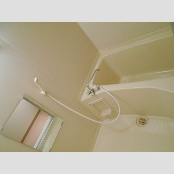 クレスト東金町202号室 浴室