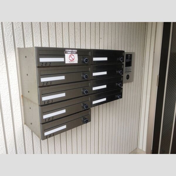 LSYー56 エントランスの集合ポストとインターフォン