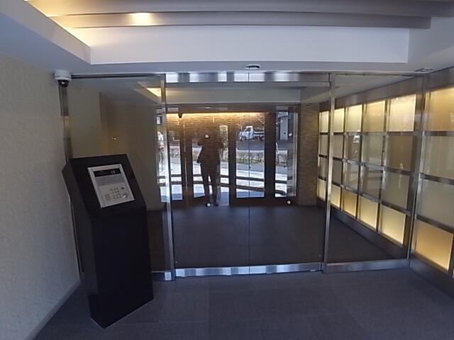 メゾン・プティ　シエル エントランス