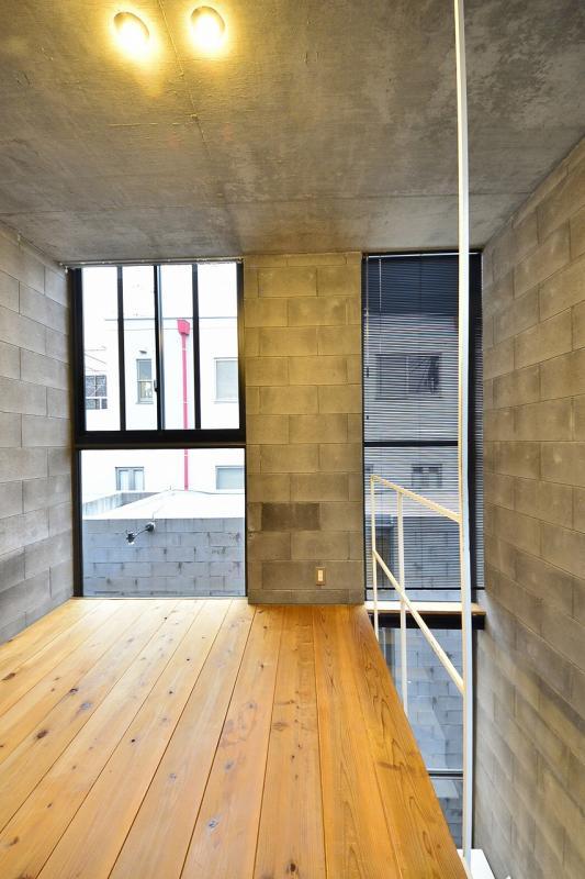 石双居1階 バルコニー