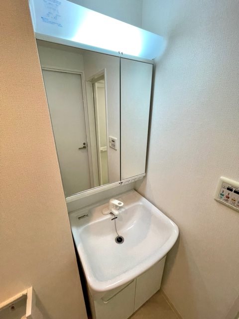 レジディア杉並方南町2階 洗面