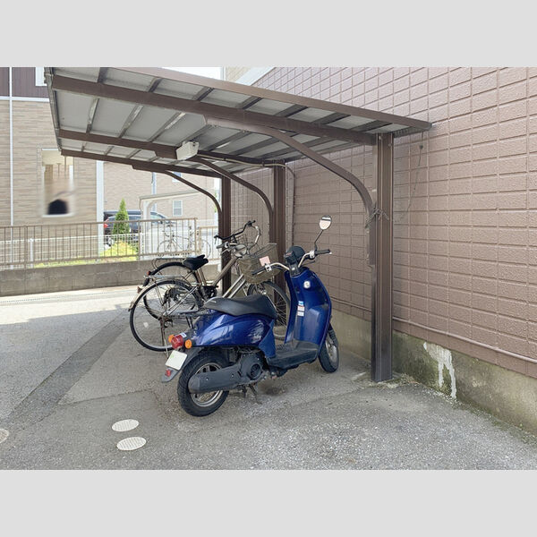 ピュアパレス　壱番館101号室 駐輪場