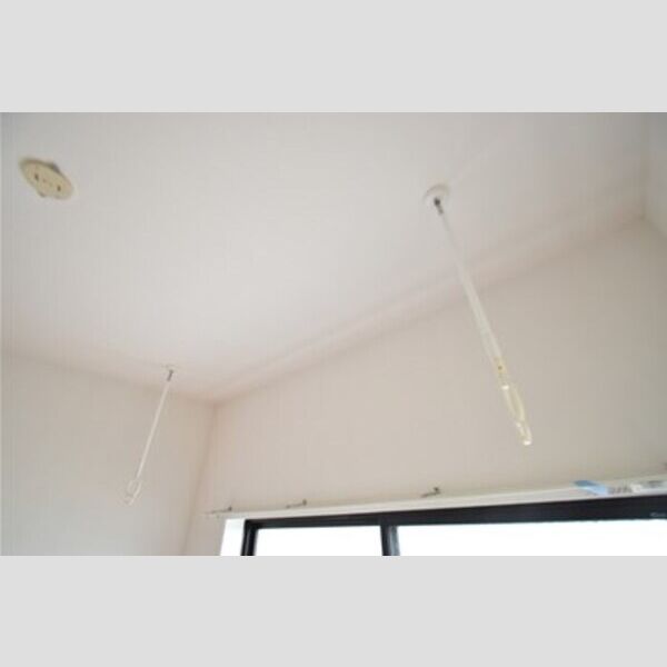 フェニックス厚木105号室 室内物干し