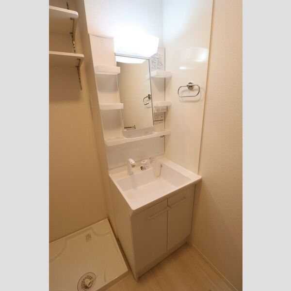 ルリアン大島 洗髪洗面化粧台