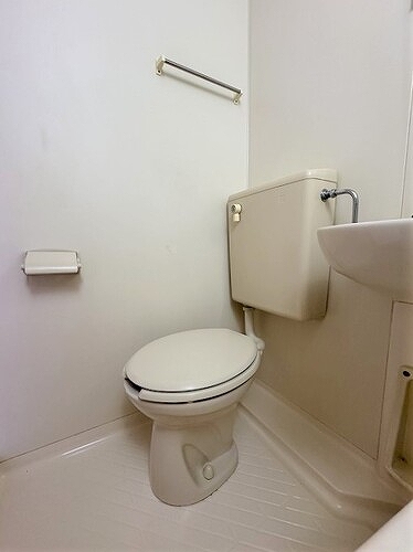 ハウス・エプタ5階 ３点ユニットバス　トイレ　※クリーニング前