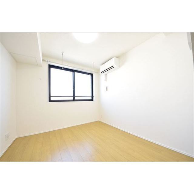 プランドール市川0202号室 内観