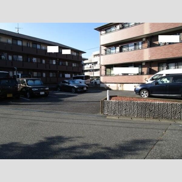 シーガルパーク　弐番館 駐車場