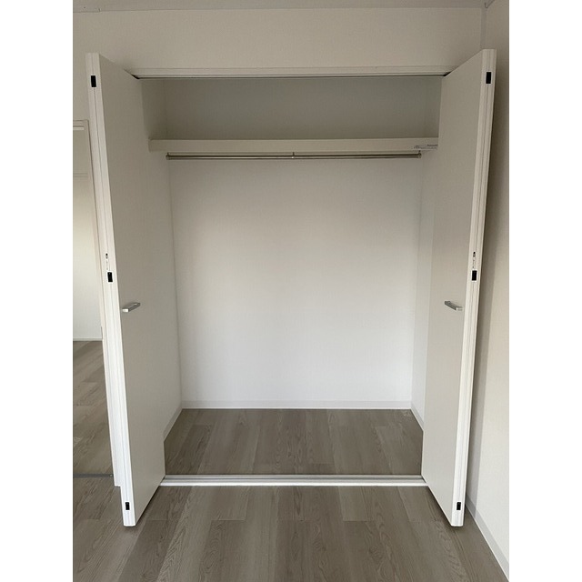 岩崎ビル301号室 内観