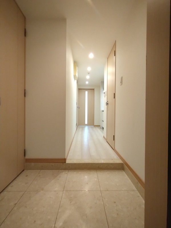 日神デュオステージ関内大通り公園 玄関