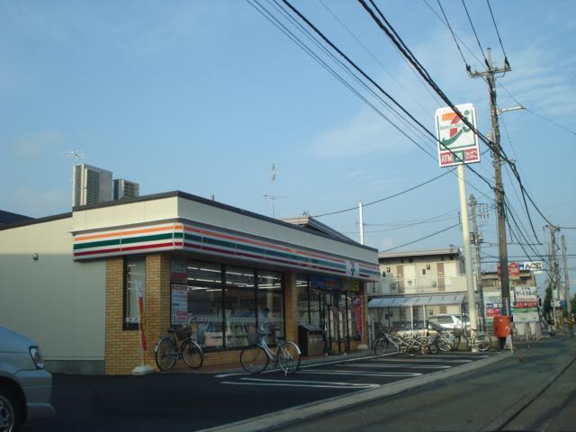 グランデＭＩＮＡＭＩ　Ⅰ セブンイレブン向ヶ丘遊園店まで719ｍ