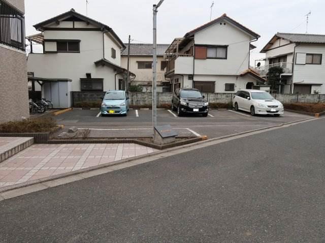 プリモディーネ 駐車場