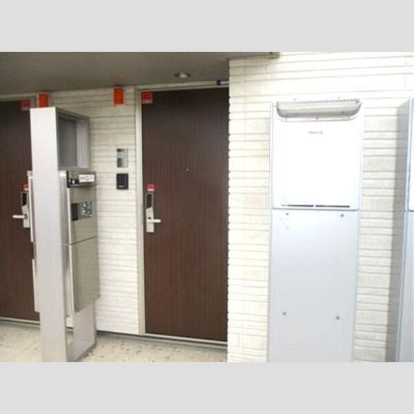 1007-KURA1号棟202号室 玄関