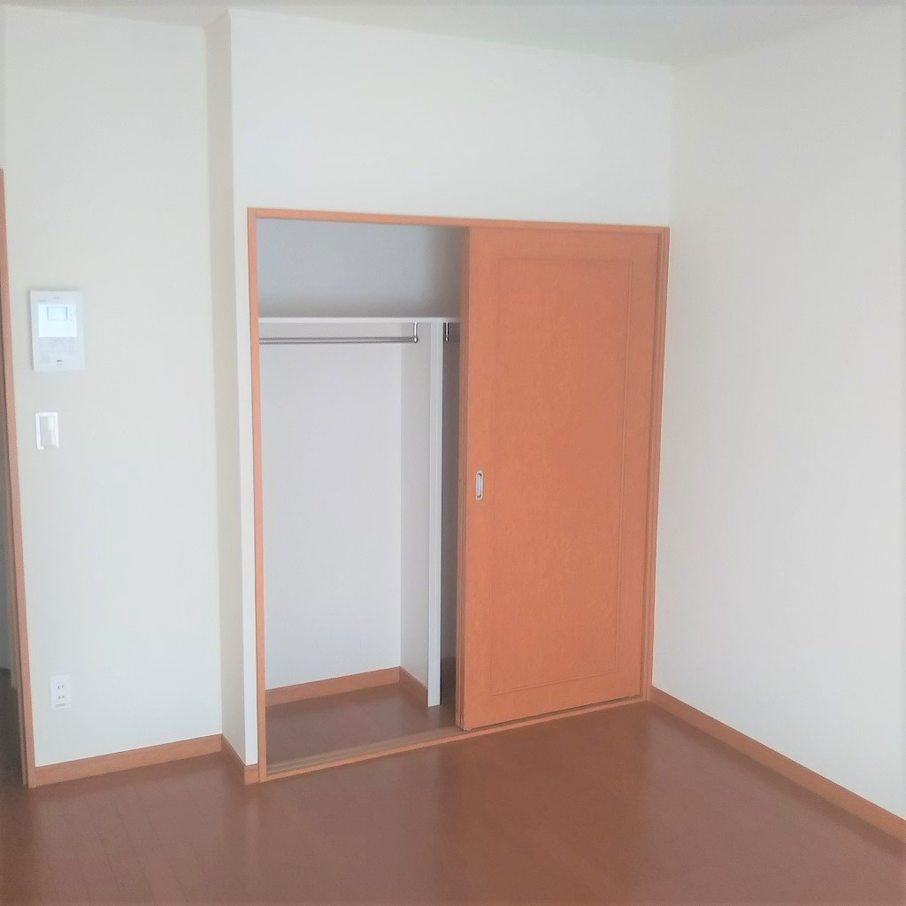 レオパレスカーサドマーニ301号室 駐輪場