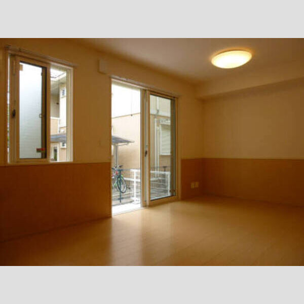 エクセルガーデン参番館 102 居室